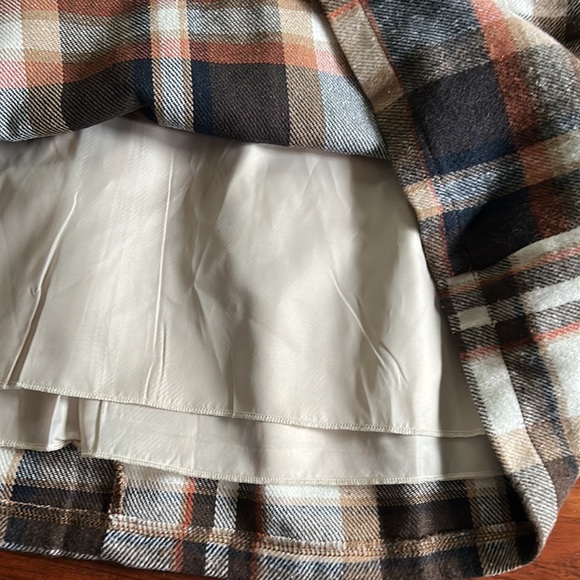 SHEIN plaid lined skirt - Picture 2 of 5